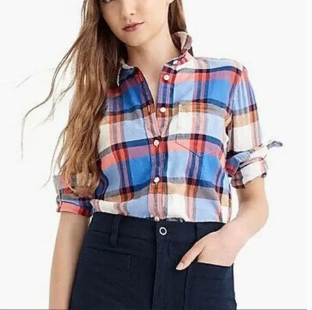 J. Crew Boy Shirt in Pacey Plaid Flannel C9828 Size 00
